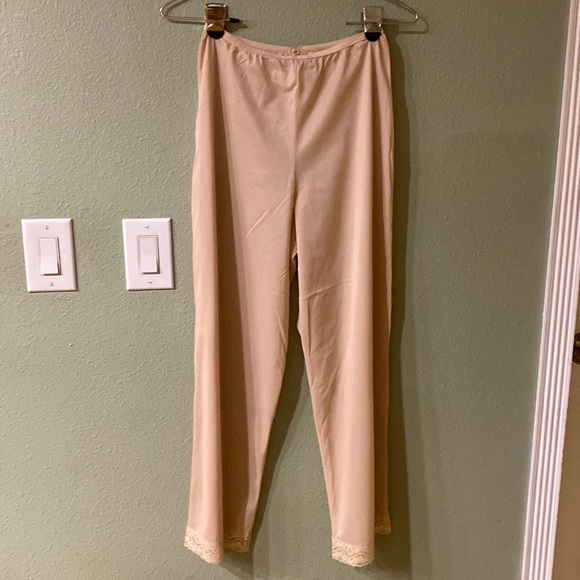 vassarette Intimates & Sleepwear Vintage Vassarette Slip For Pants